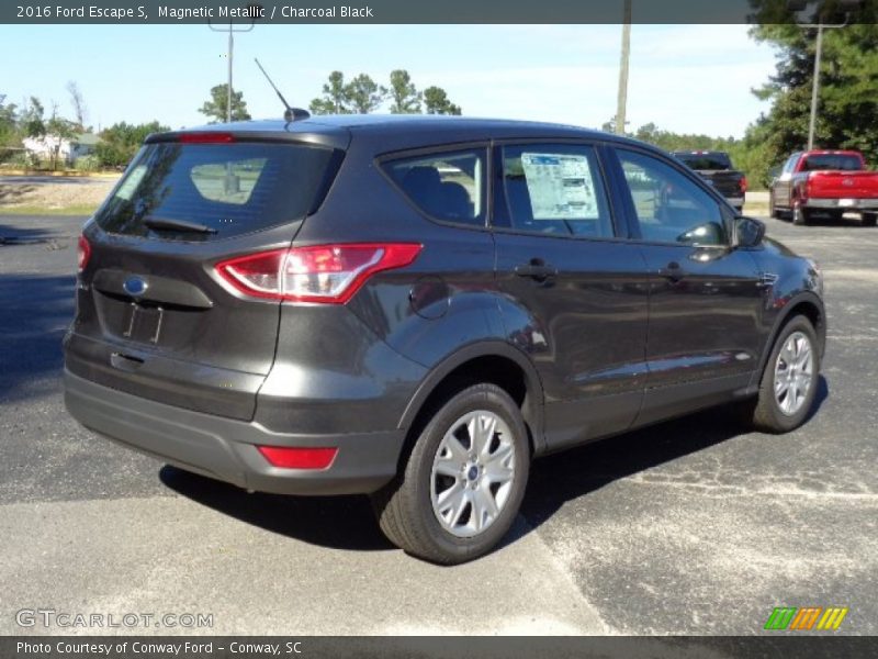 Magnetic Metallic / Charcoal Black 2016 Ford Escape S