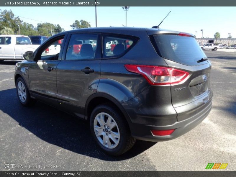 Magnetic Metallic / Charcoal Black 2016 Ford Escape S