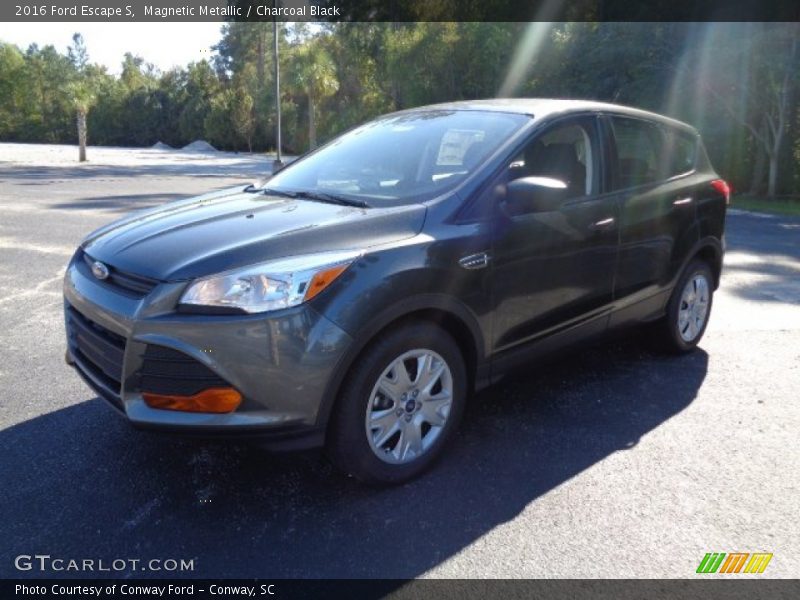 Magnetic Metallic / Charcoal Black 2016 Ford Escape S