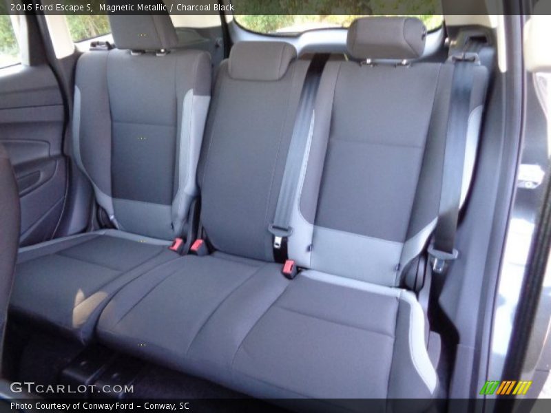 Magnetic Metallic / Charcoal Black 2016 Ford Escape S