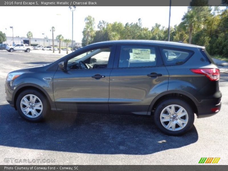 Magnetic Metallic / Charcoal Black 2016 Ford Escape S