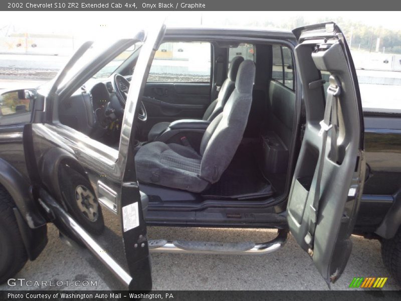 Onyx Black / Graphite 2002 Chevrolet S10 ZR2 Extended Cab 4x4