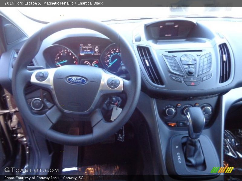Magnetic Metallic / Charcoal Black 2016 Ford Escape S