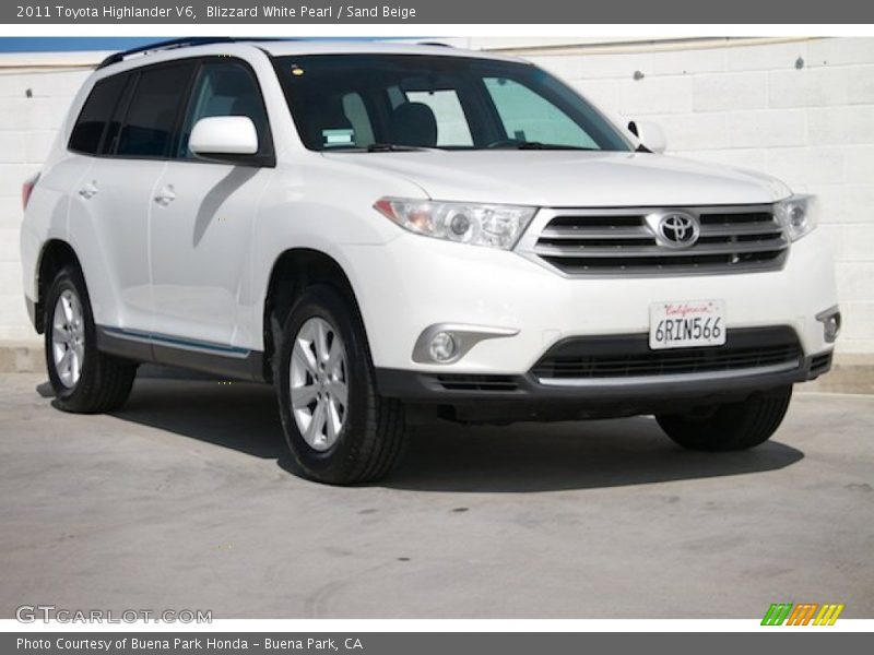 Blizzard White Pearl / Sand Beige 2011 Toyota Highlander V6