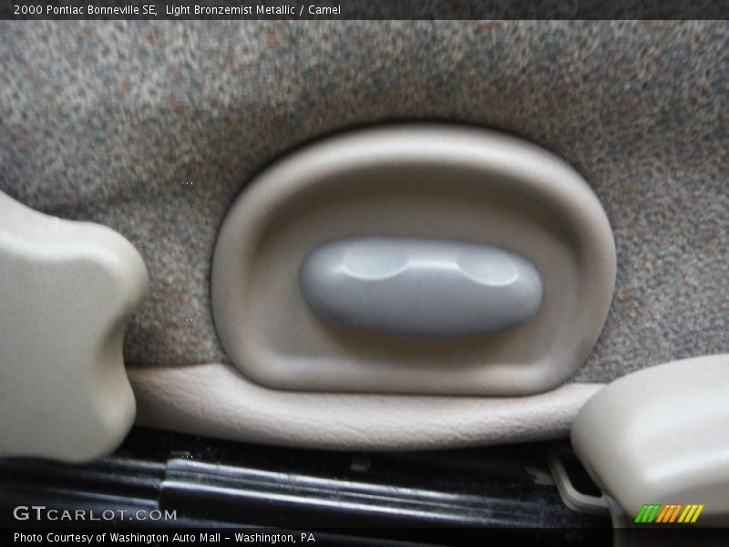 Light Bronzemist Metallic / Camel 2000 Pontiac Bonneville SE
