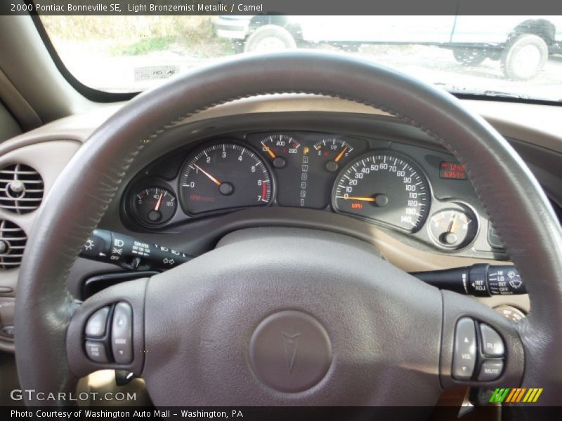 Light Bronzemist Metallic / Camel 2000 Pontiac Bonneville SE