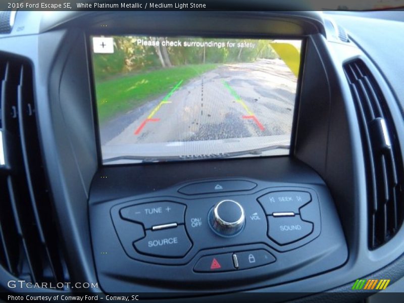 White Platinum Metallic / Medium Light Stone 2016 Ford Escape SE