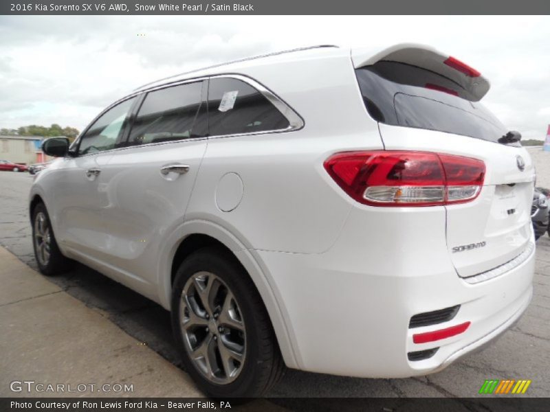  2016 Sorento SX V6 AWD Snow White Pearl