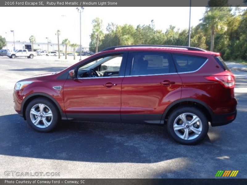 Ruby Red Metallic / Medium Light Stone 2016 Ford Escape SE