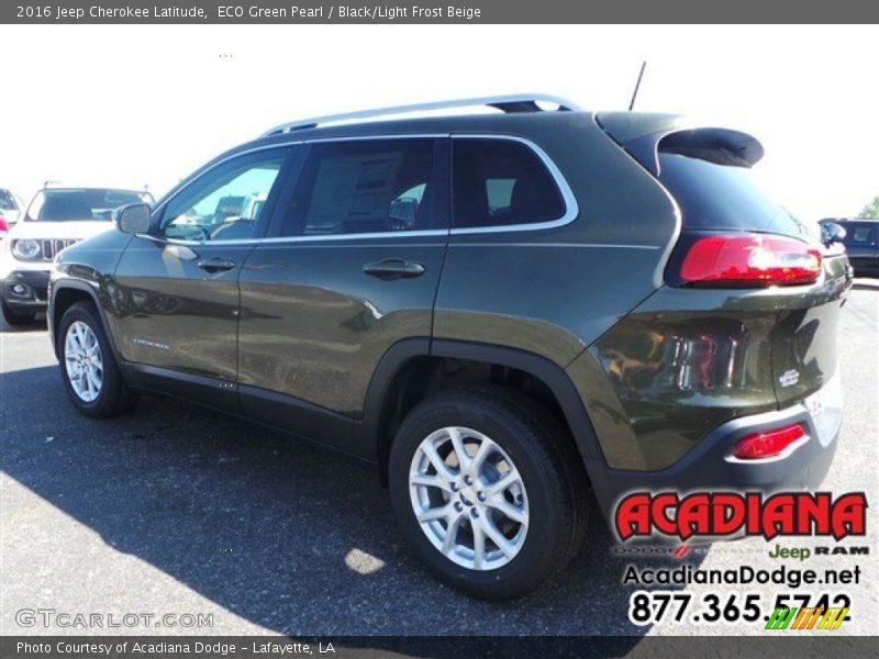 ECO Green Pearl / Black/Light Frost Beige 2016 Jeep Cherokee Latitude