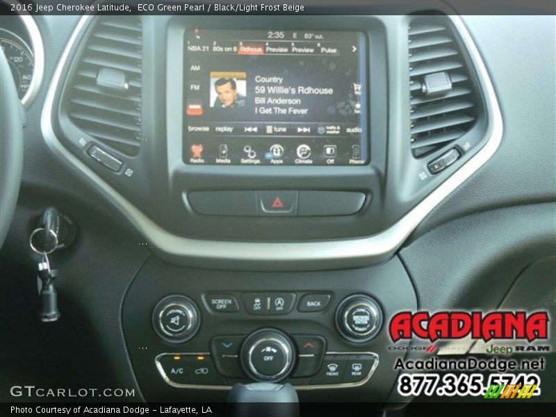 ECO Green Pearl / Black/Light Frost Beige 2016 Jeep Cherokee Latitude
