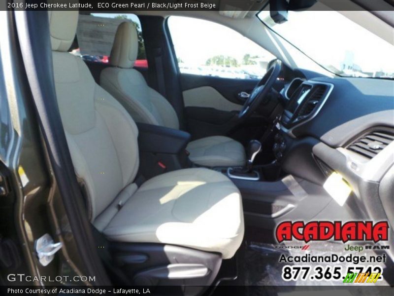 ECO Green Pearl / Black/Light Frost Beige 2016 Jeep Cherokee Latitude