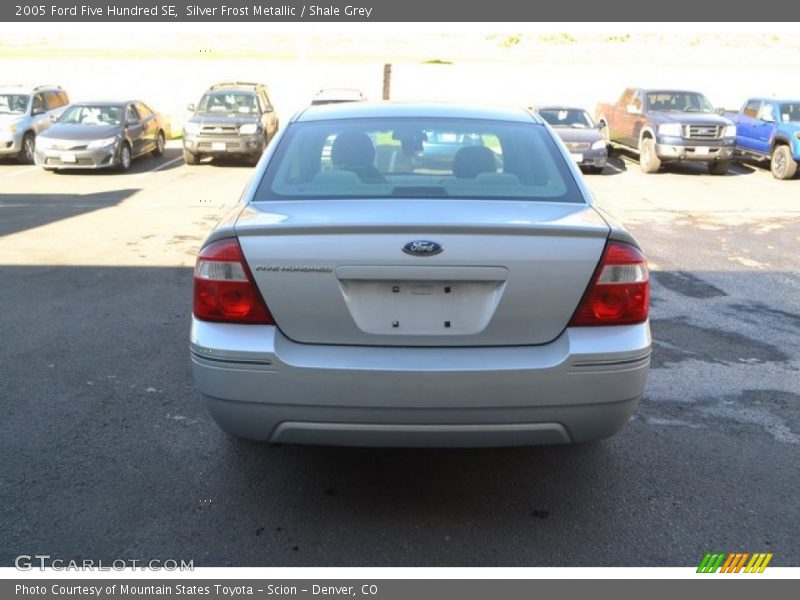 Silver Frost Metallic / Shale Grey 2005 Ford Five Hundred SE