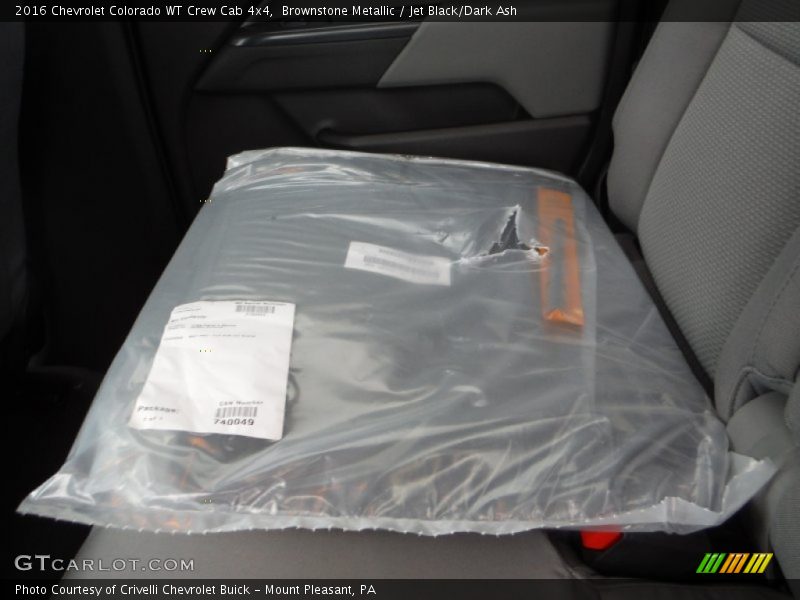 Brownstone Metallic / Jet Black/Dark Ash 2016 Chevrolet Colorado WT Crew Cab 4x4