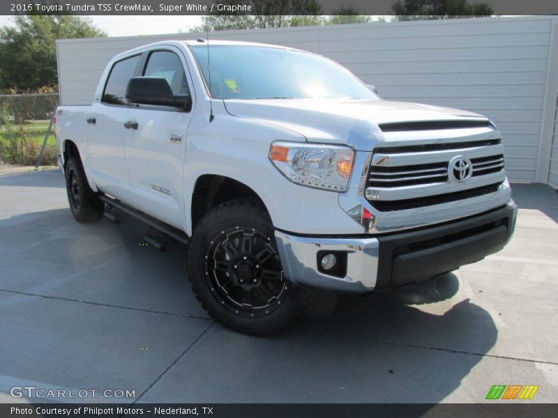 Super White / Graphite 2016 Toyota Tundra TSS CrewMax