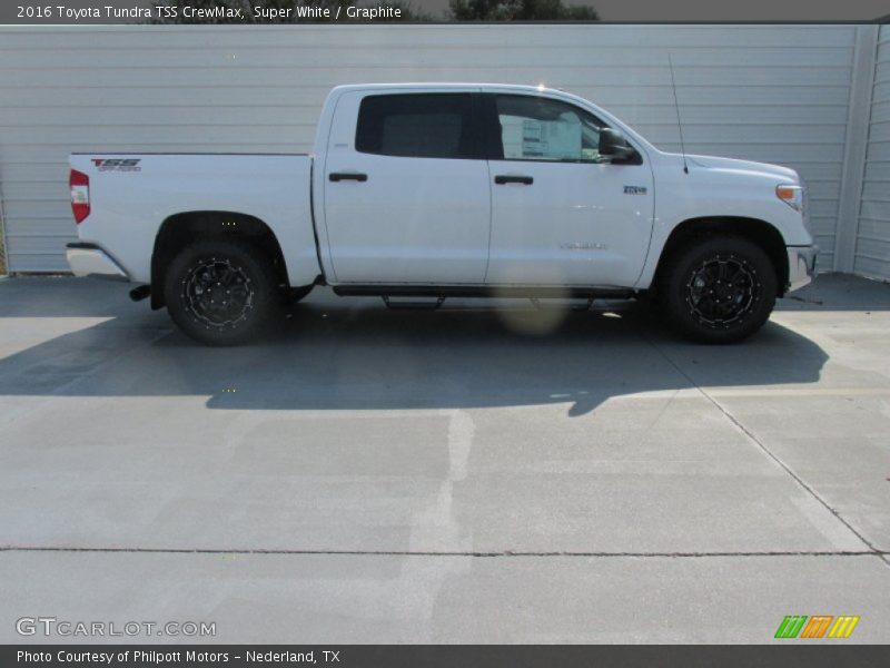 Super White / Graphite 2016 Toyota Tundra TSS CrewMax