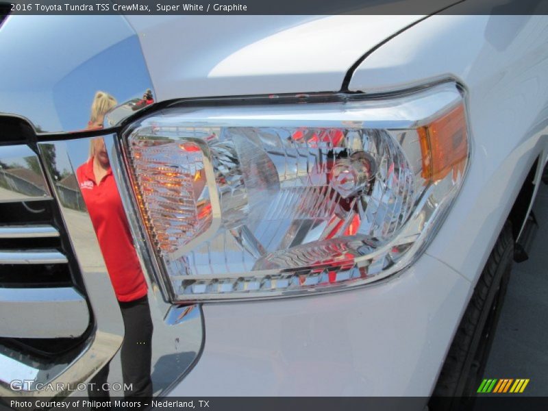 Super White / Graphite 2016 Toyota Tundra TSS CrewMax