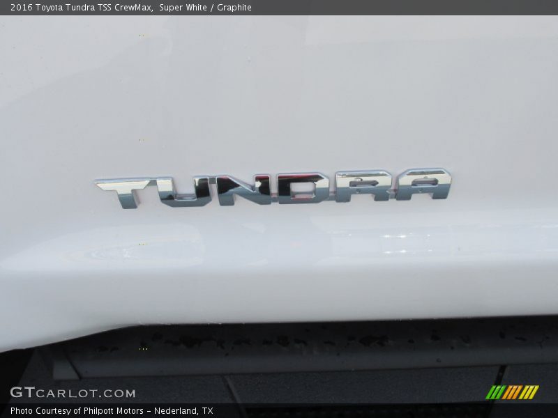 Super White / Graphite 2016 Toyota Tundra TSS CrewMax