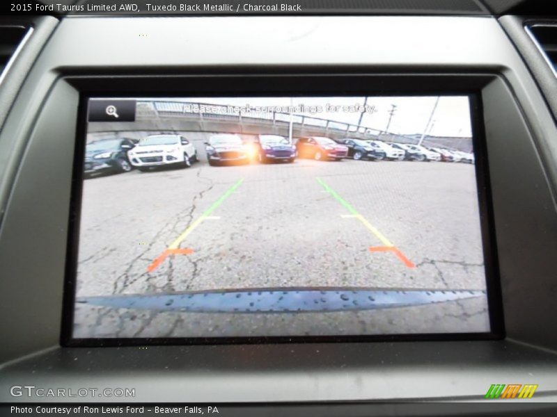 Tuxedo Black Metallic / Charcoal Black 2015 Ford Taurus Limited AWD