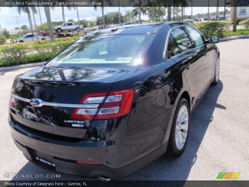 Dark Side Metallic / Dune 2015 Ford Taurus Limited