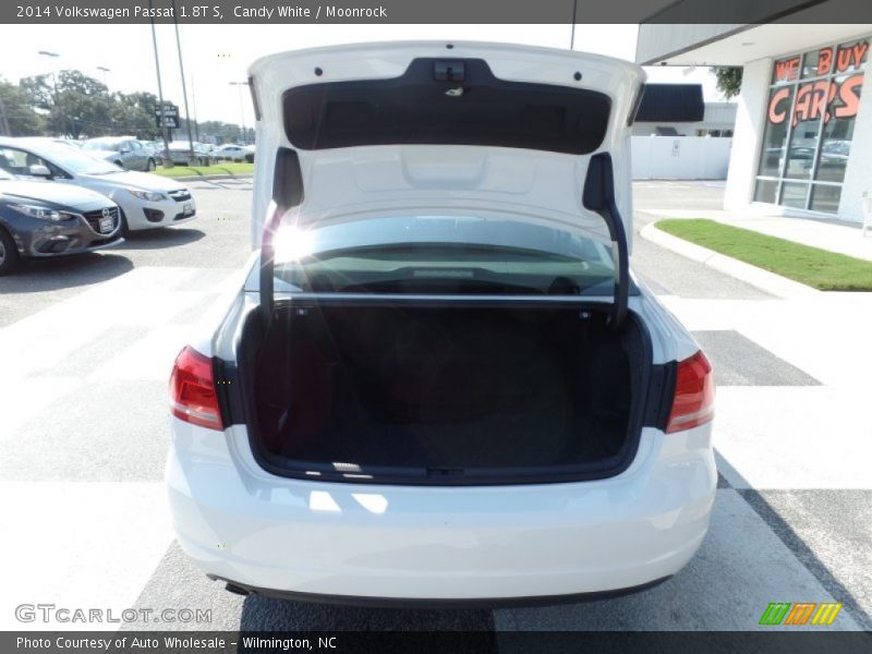 Candy White / Moonrock 2014 Volkswagen Passat 1.8T S