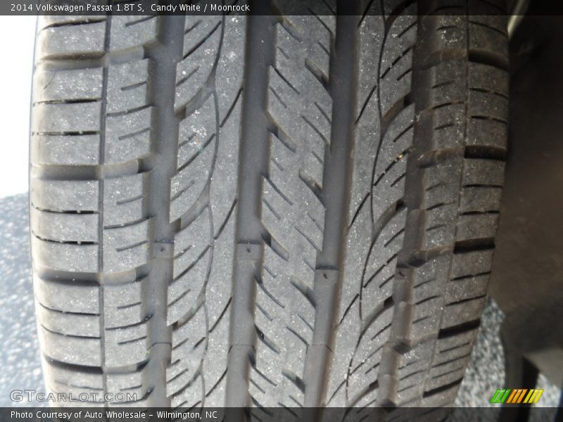 Candy White / Moonrock 2014 Volkswagen Passat 1.8T S