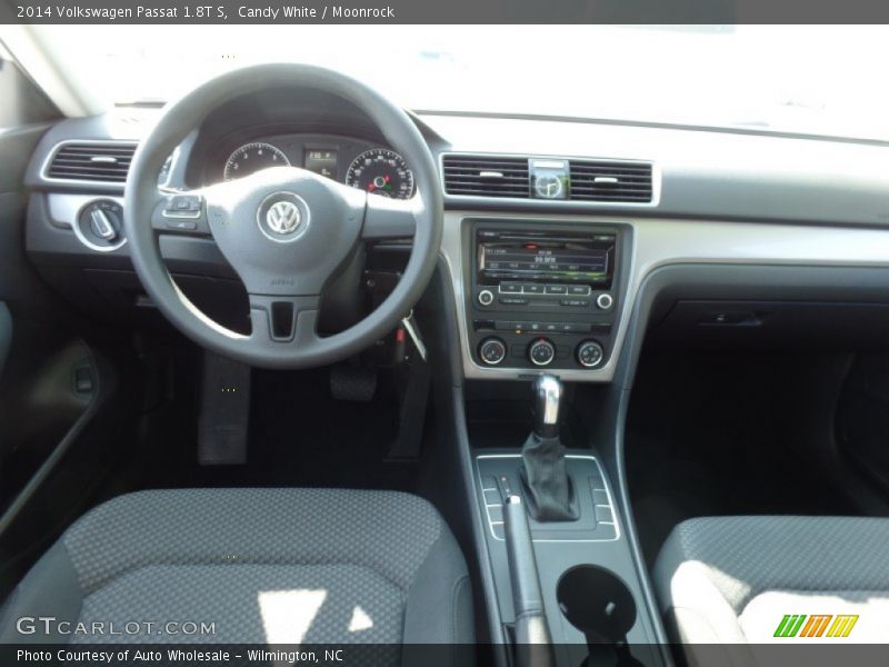 Candy White / Moonrock 2014 Volkswagen Passat 1.8T S