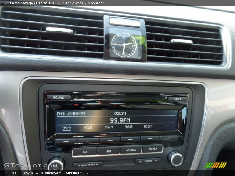 Candy White / Moonrock 2014 Volkswagen Passat 1.8T S