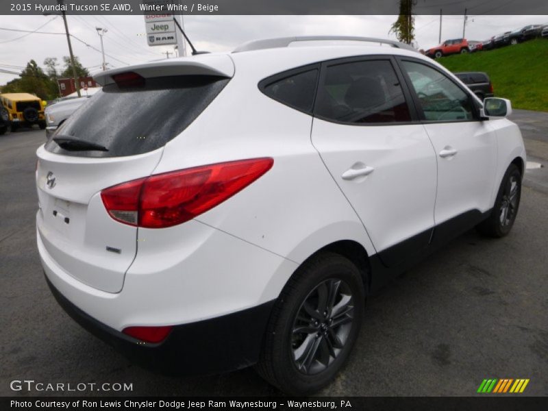 Winter White / Beige 2015 Hyundai Tucson SE AWD