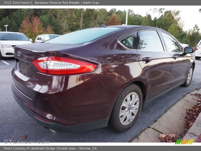 Bordeaux Reserve Red Metallic / Earth Gray 2013 Ford Fusion S