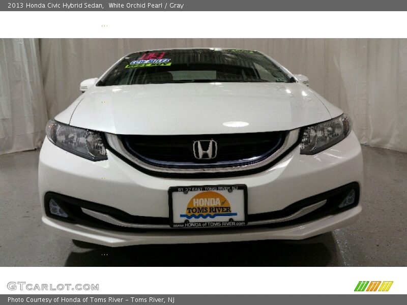 White Orchid Pearl / Gray 2013 Honda Civic Hybrid Sedan