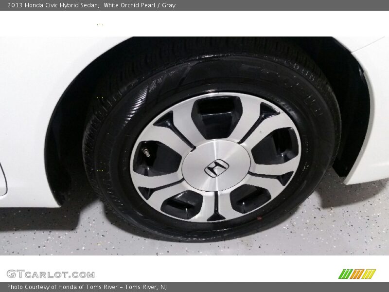 White Orchid Pearl / Gray 2013 Honda Civic Hybrid Sedan