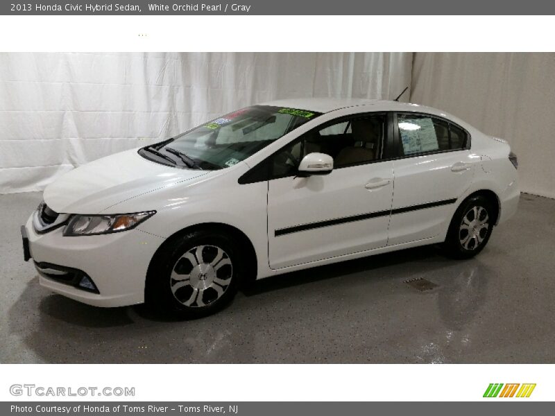 White Orchid Pearl / Gray 2013 Honda Civic Hybrid Sedan