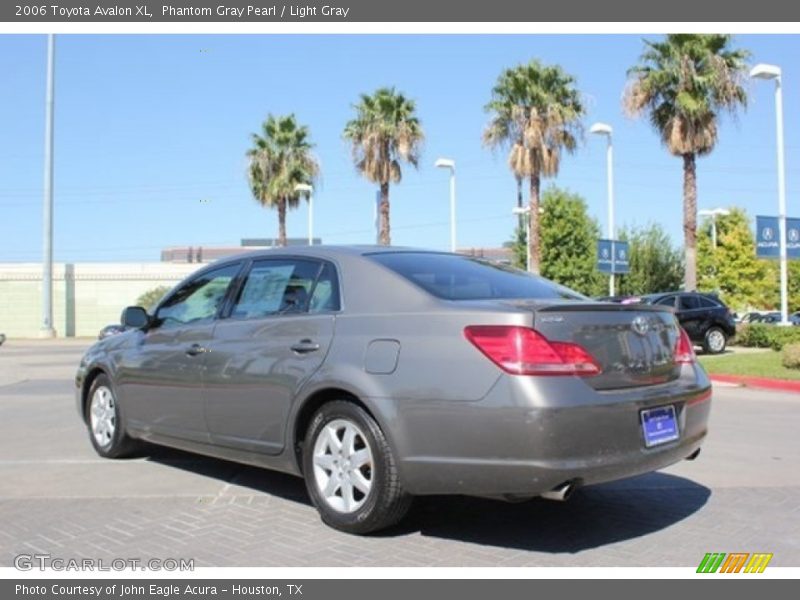 Phantom Gray Pearl / Light Gray 2006 Toyota Avalon XL
