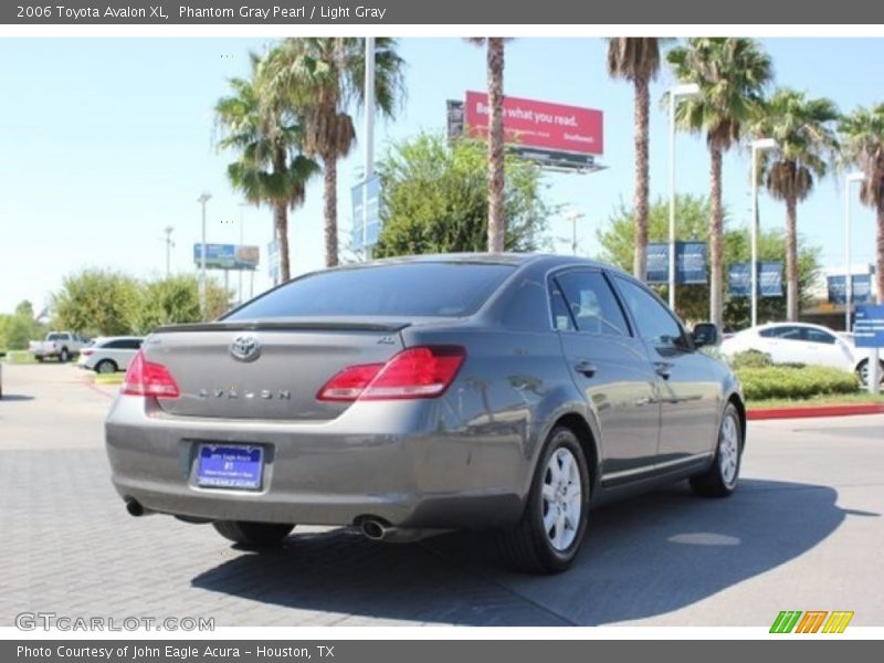 Phantom Gray Pearl / Light Gray 2006 Toyota Avalon XL