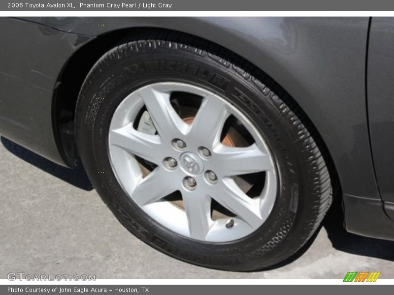Phantom Gray Pearl / Light Gray 2006 Toyota Avalon XL