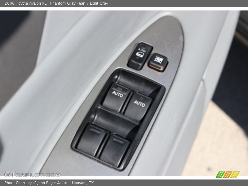 Phantom Gray Pearl / Light Gray 2006 Toyota Avalon XL