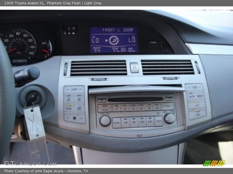 Phantom Gray Pearl / Light Gray 2006 Toyota Avalon XL