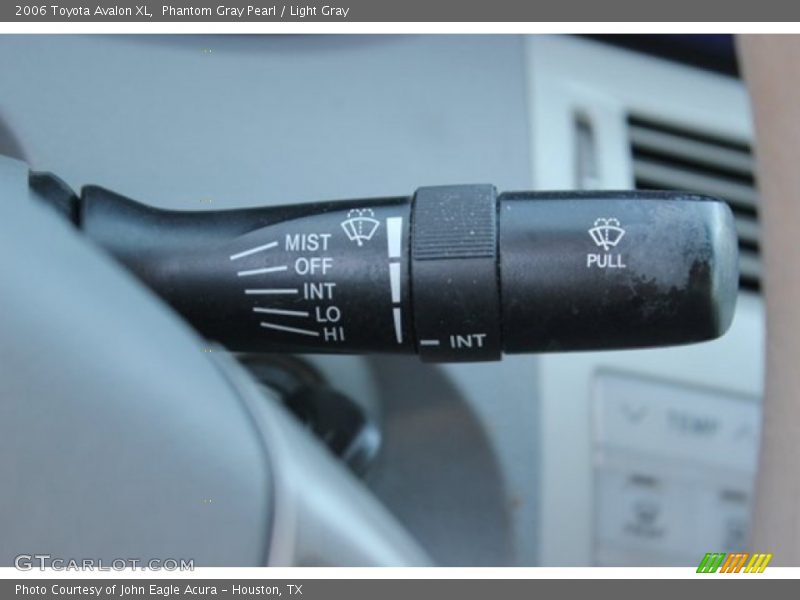 Phantom Gray Pearl / Light Gray 2006 Toyota Avalon XL