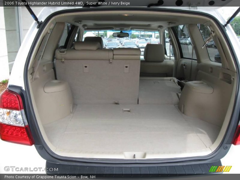 Super White / Ivory Beige 2006 Toyota Highlander Hybrid Limited 4WD