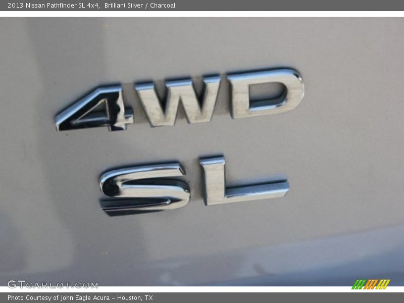 Brilliant Silver / Charcoal 2013 Nissan Pathfinder SL 4x4