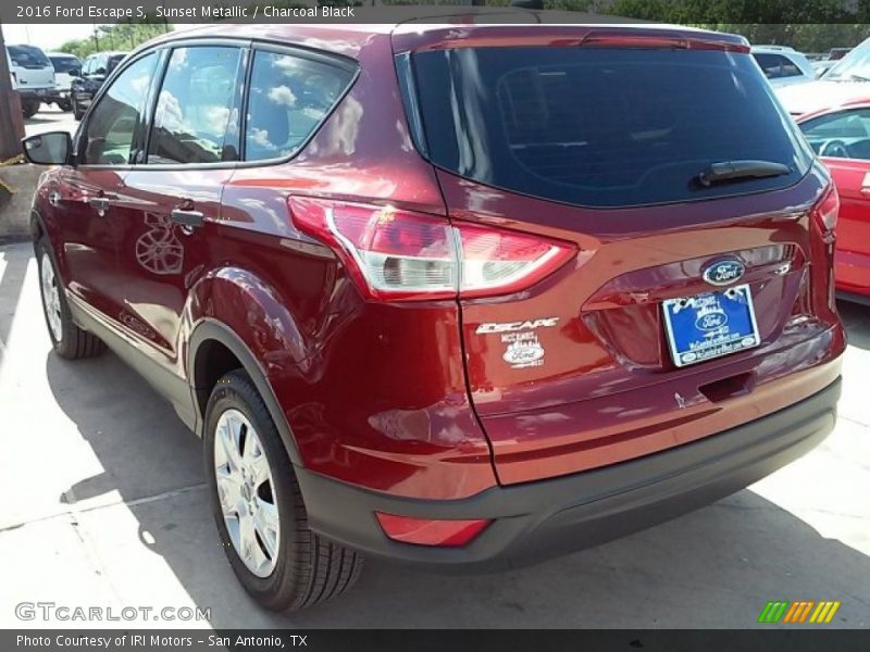 Sunset Metallic / Charcoal Black 2016 Ford Escape S