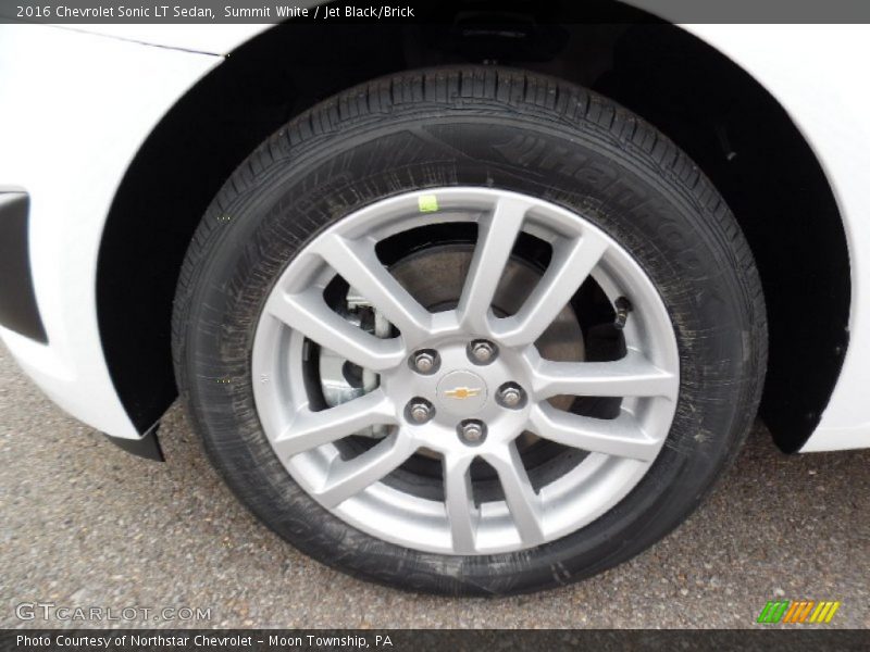 Summit White / Jet Black/Brick 2016 Chevrolet Sonic LT Sedan