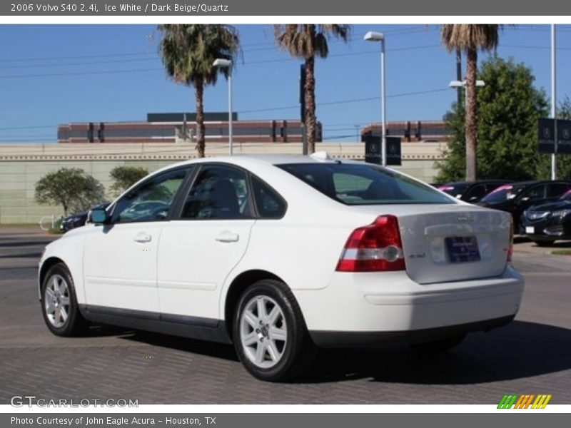 Ice White / Dark Beige/Quartz 2006 Volvo S40 2.4i