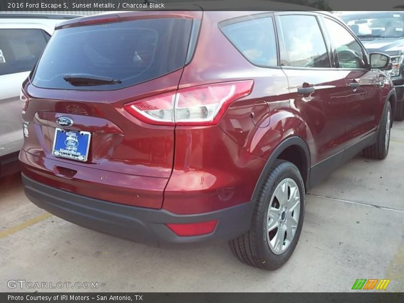 Sunset Metallic / Charcoal Black 2016 Ford Escape S