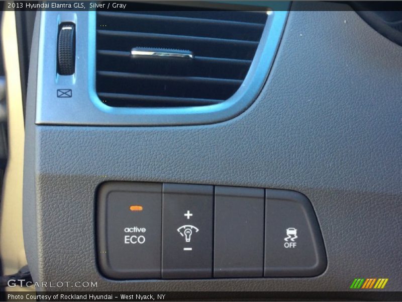 Silver / Gray 2013 Hyundai Elantra GLS