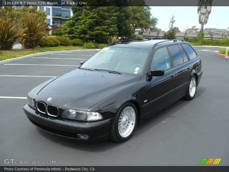Jet Black / Grey 1999 BMW 5 Series 528i Wagon