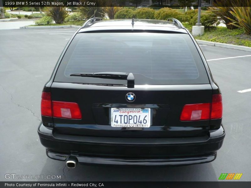 Jet Black / Grey 1999 BMW 5 Series 528i Wagon