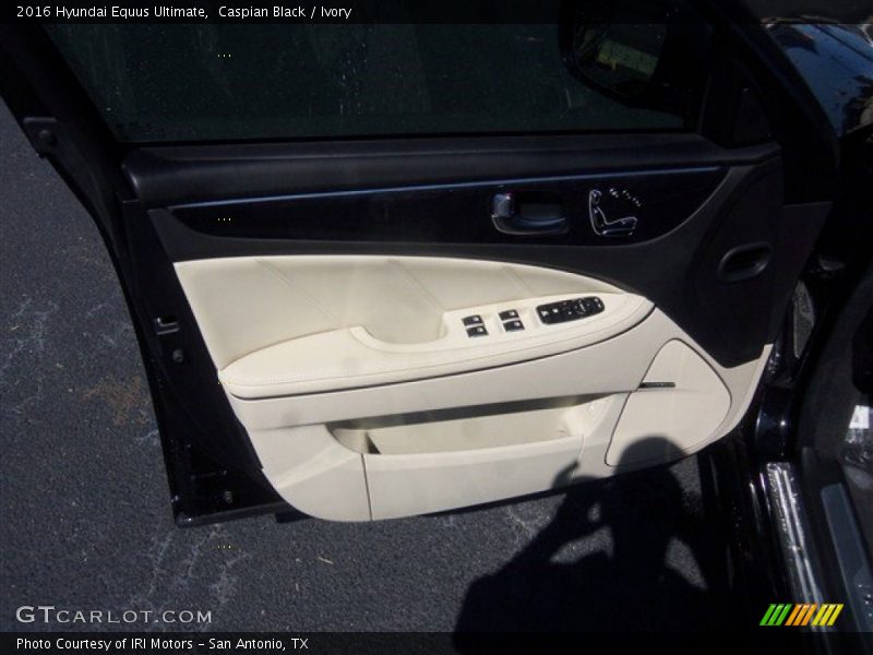 Caspian Black / Ivory 2016 Hyundai Equus Ultimate