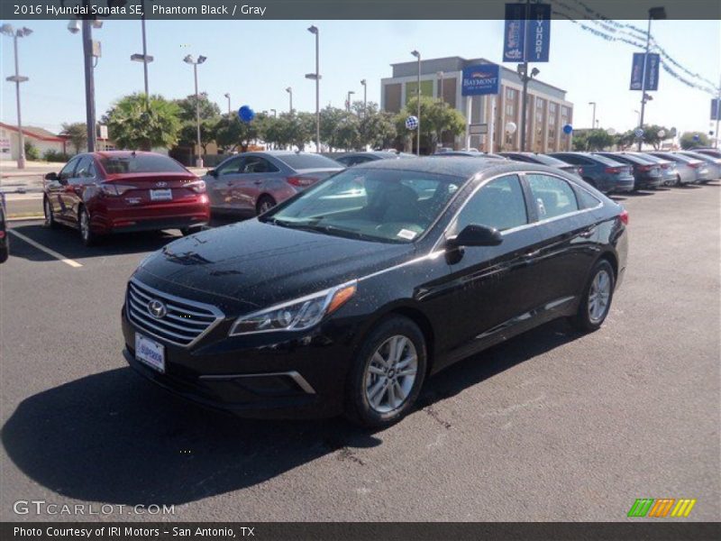 Phantom Black / Gray 2016 Hyundai Sonata SE